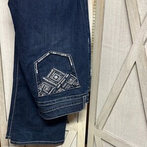 Women’s Blue Jeans with Embroidered Pocket